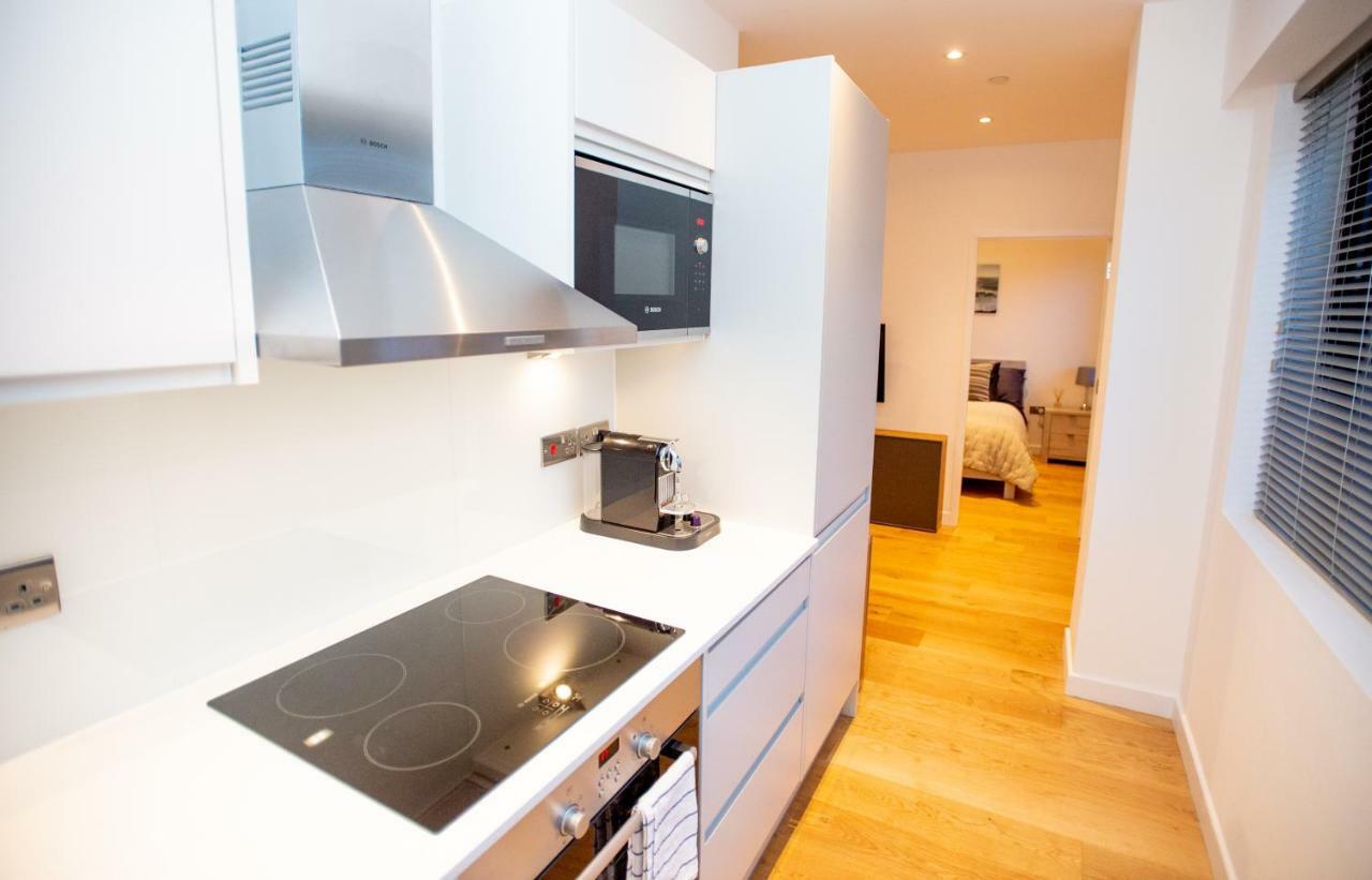 Stylish And Clean 1 Bed Apartment Maidenhead Town Center Kültér fotó